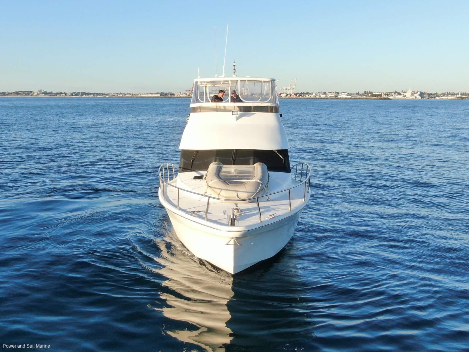Thumbnail 41 - Bella 420 Flybridge Platinum
