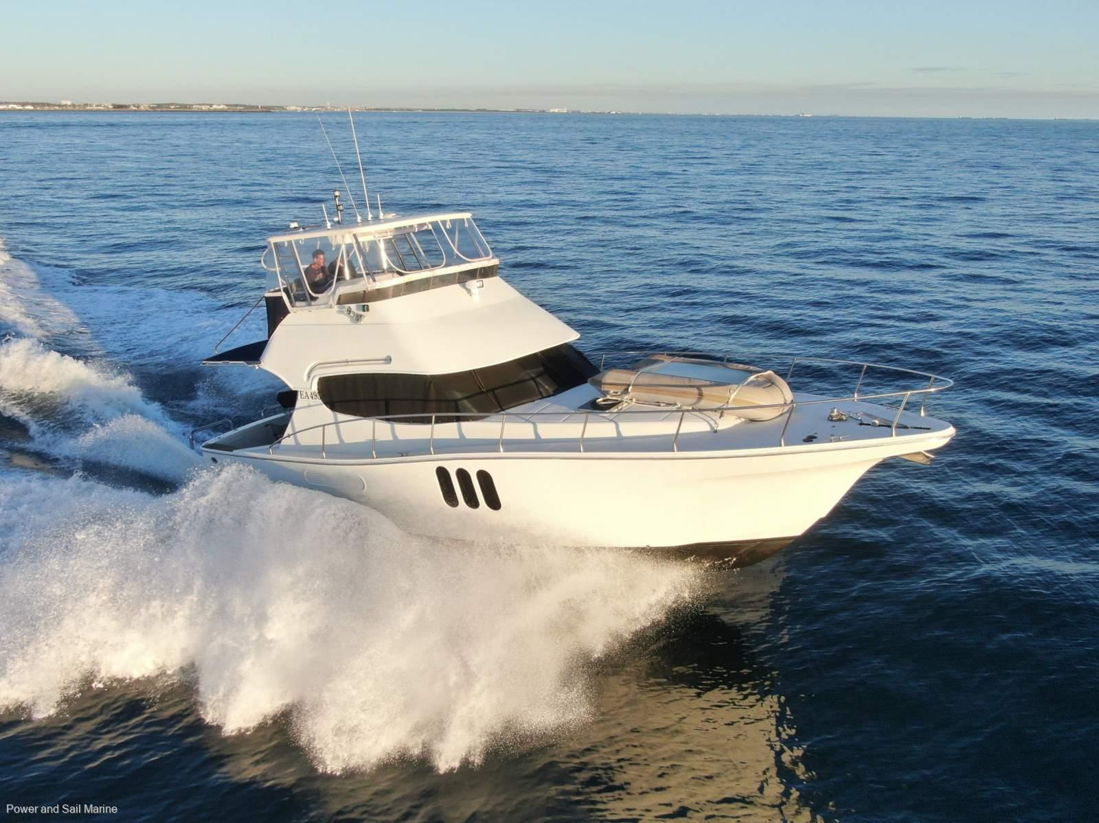 Thumbnail 7 - Bella 420 Flybridge Platinum