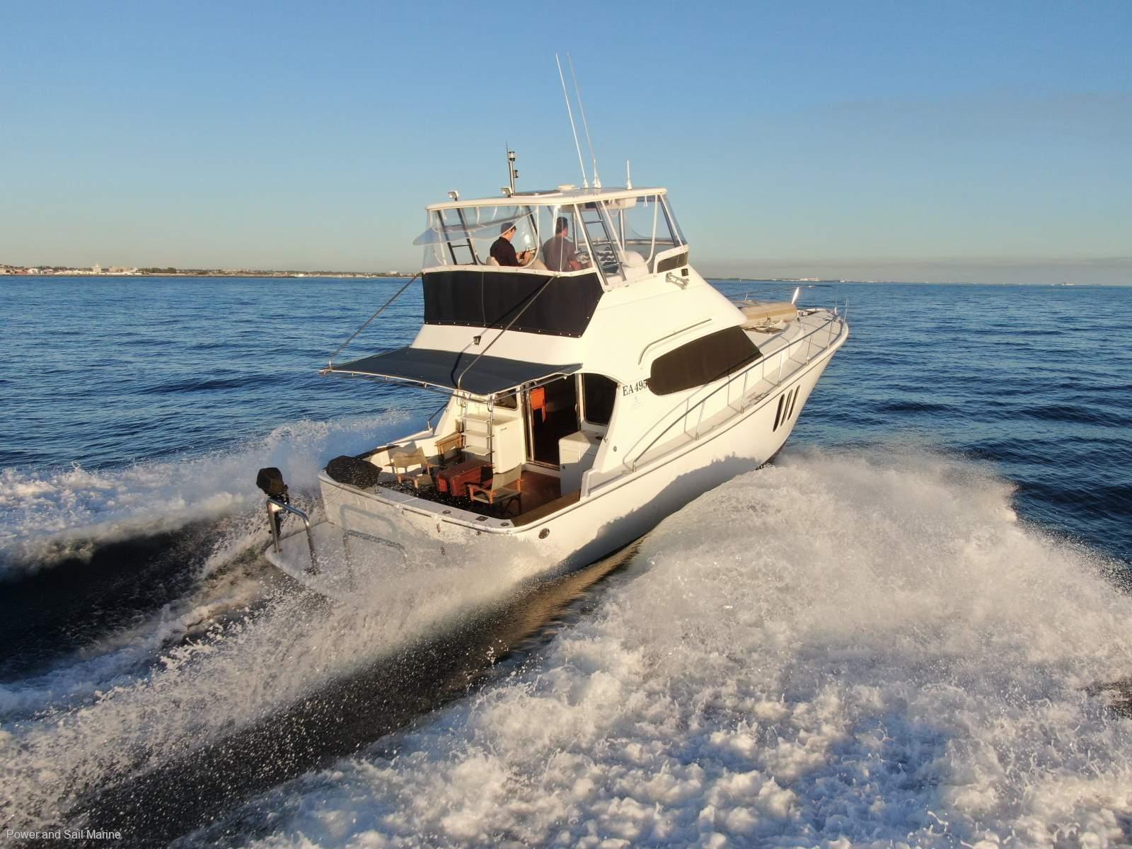 Thumbnail 6 - Bella 420 Flybridge Platinum
