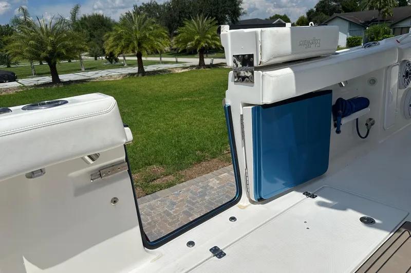 Thumbnail 24 - Edgewater 370CC