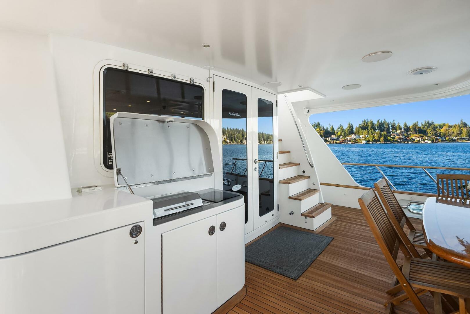 Thumbnail 50 - Rayburn Custom Yachts Flush Deck