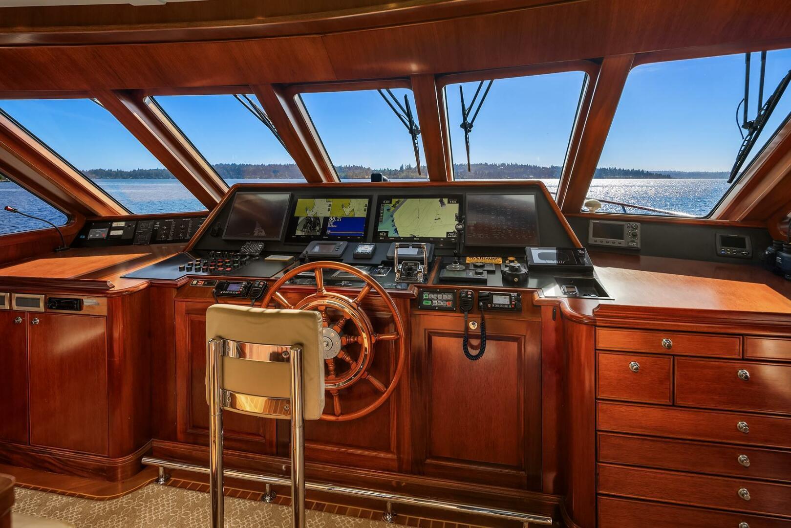 Thumbnail 18 - Rayburn Custom Yachts Flush Deck