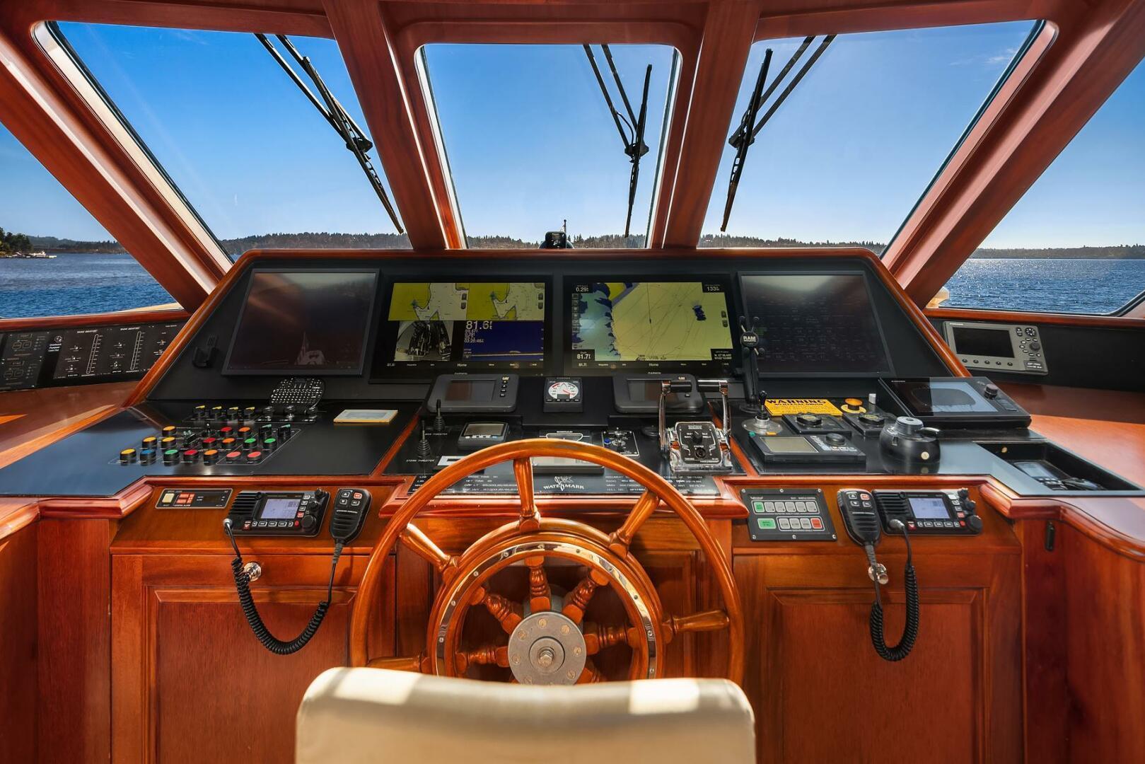 Thumbnail 21 - Rayburn Custom Yachts Flush Deck