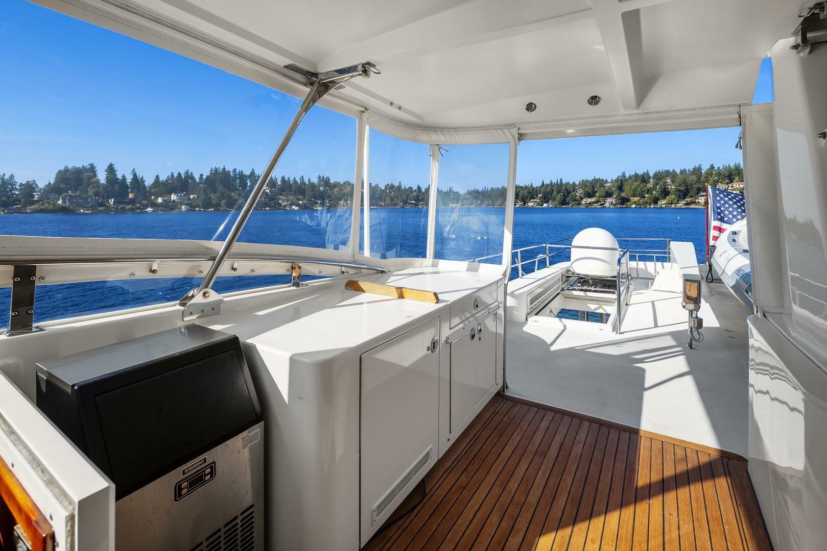 Thumbnail 47 - Rayburn Custom Yachts Flush Deck