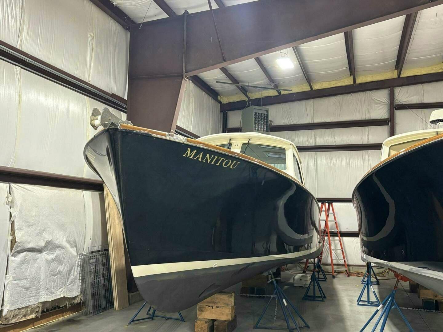 Hinckley 36 Picnic Boat EP