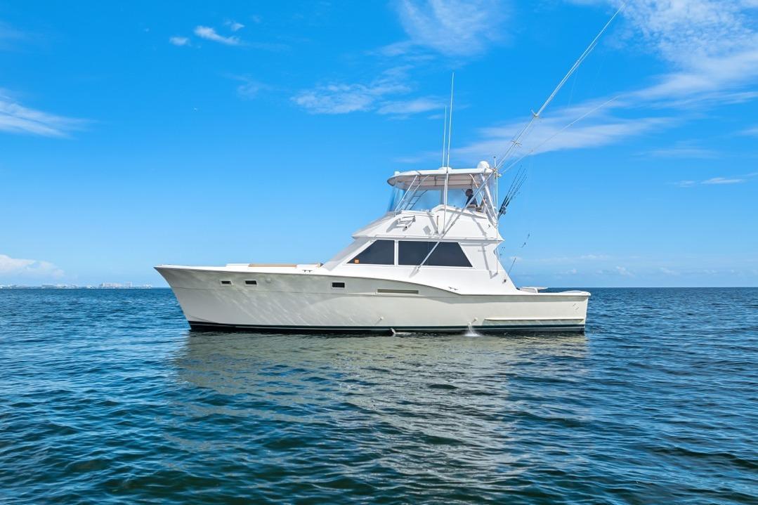 Hatteras 46 Convertible