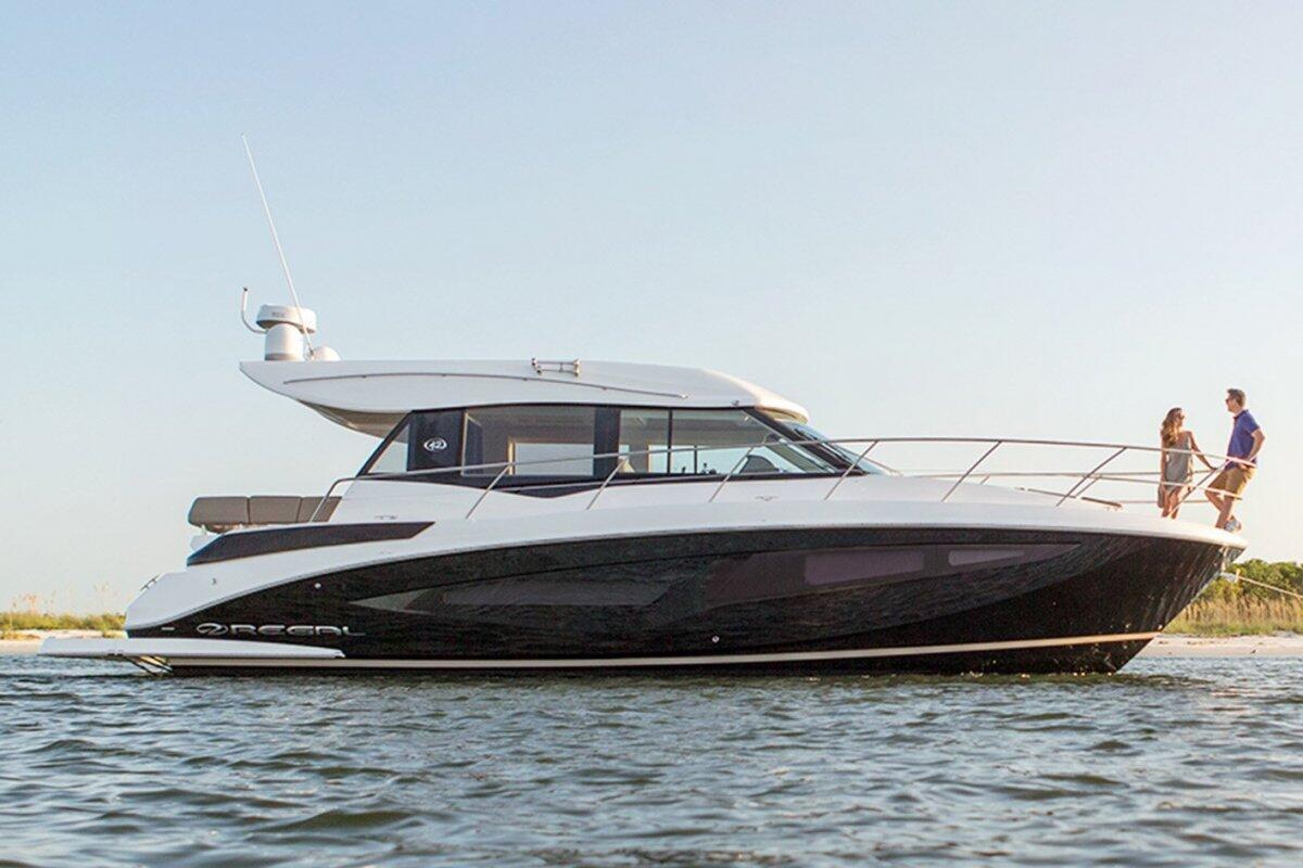 Regal 42 Grande Coupe