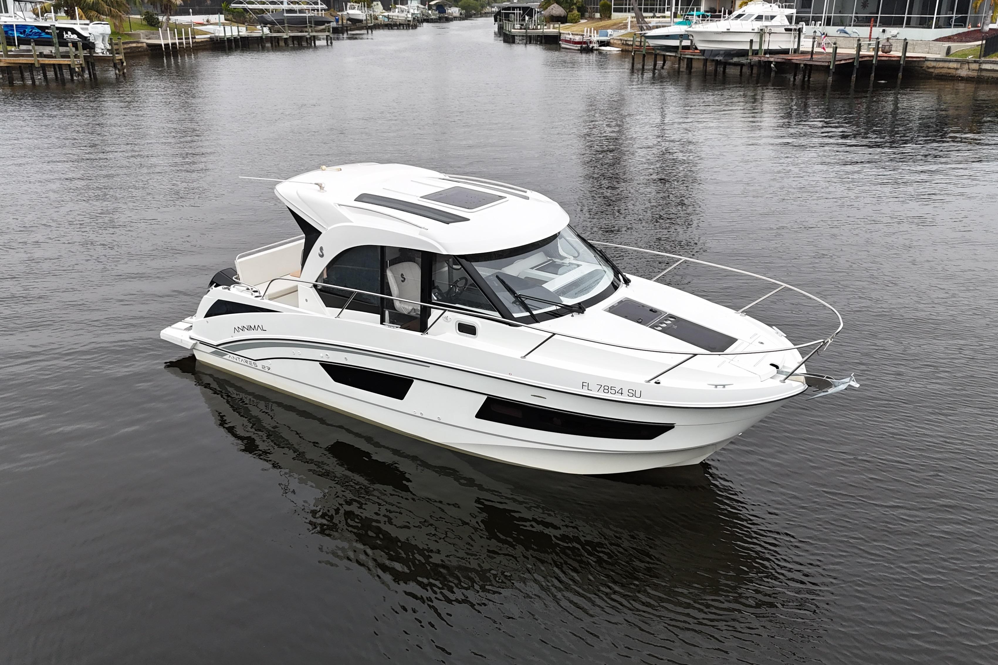 Beneteau Antares 9