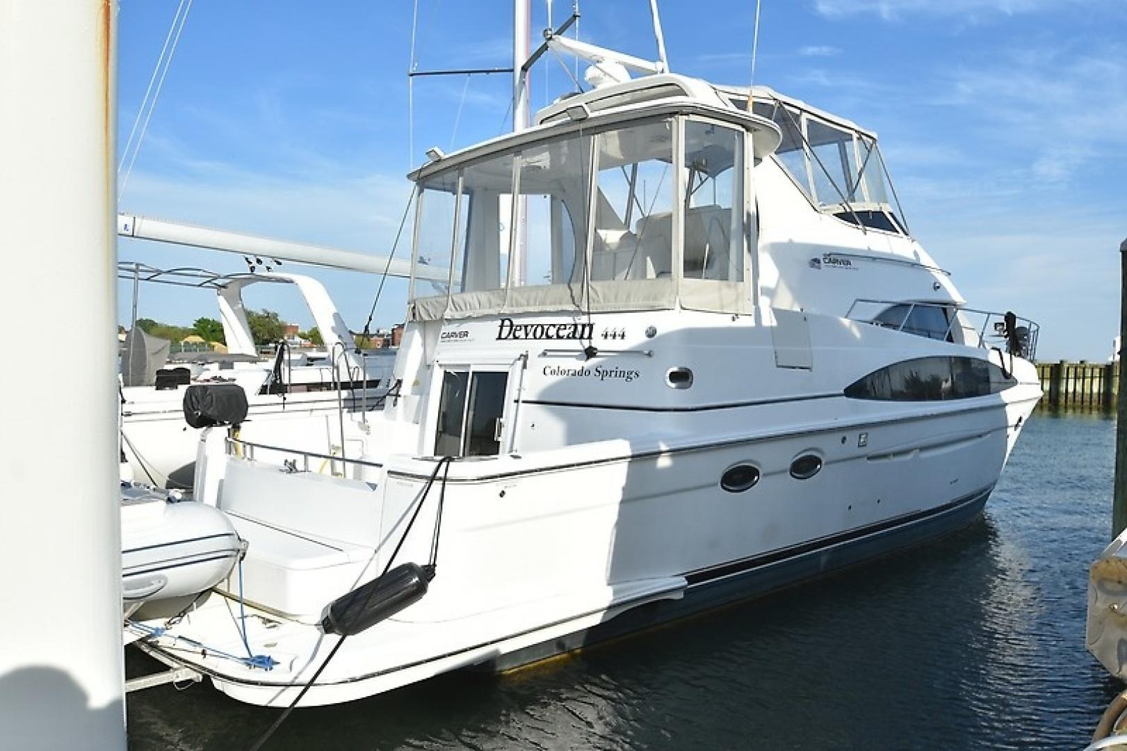 Carver 444 Cockpit Motor Yacht