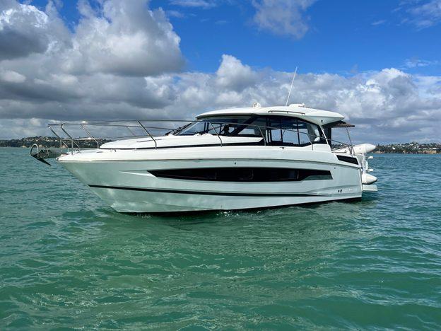 Jeanneau NC 37