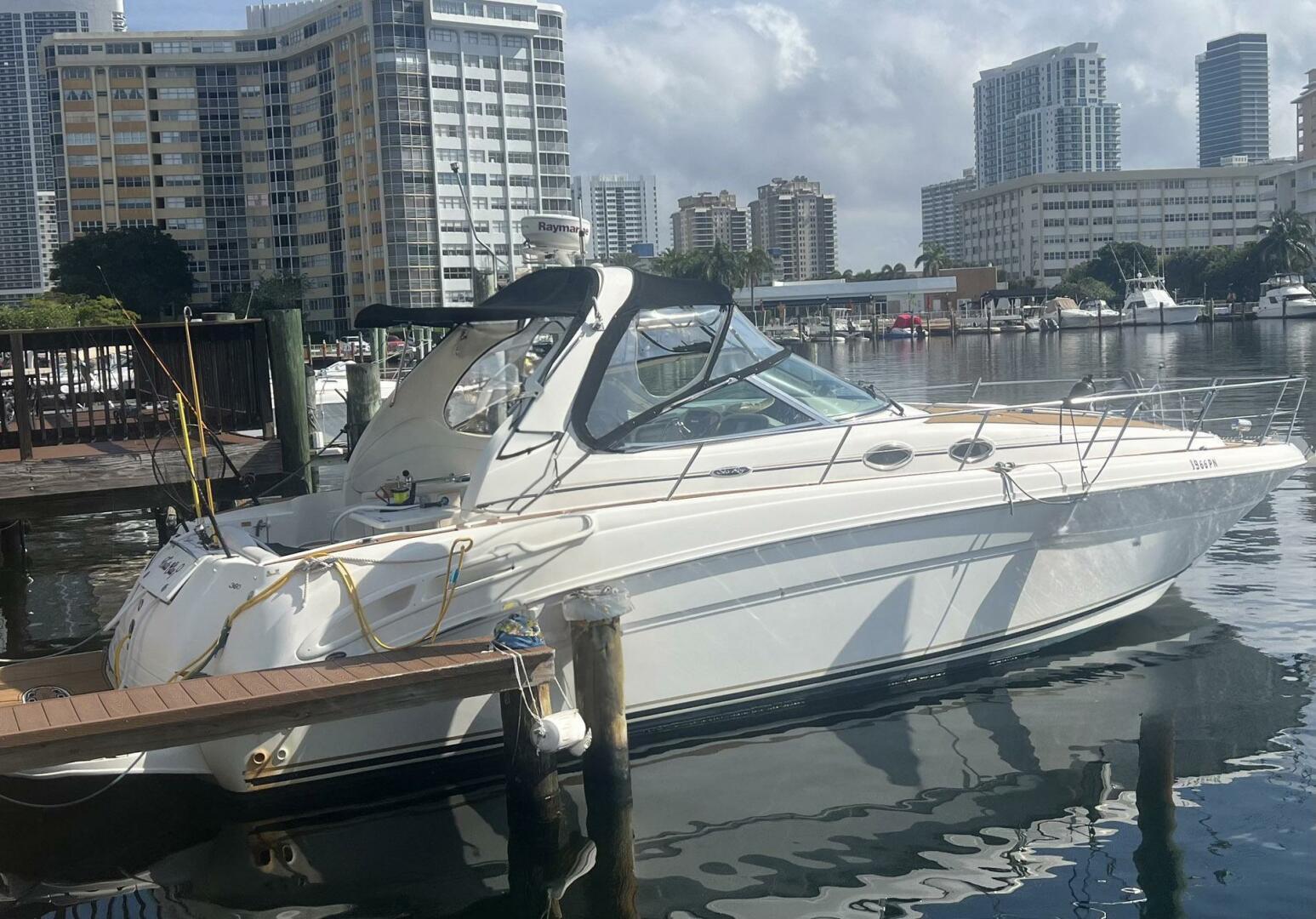 Sea Ray 360 Sundancer