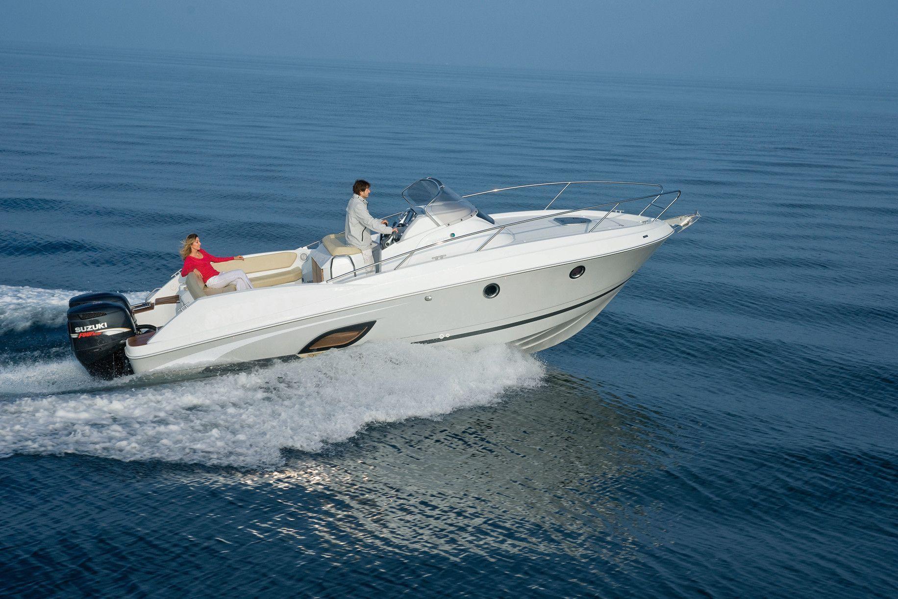Beneteau Flyer 850 Sundeck