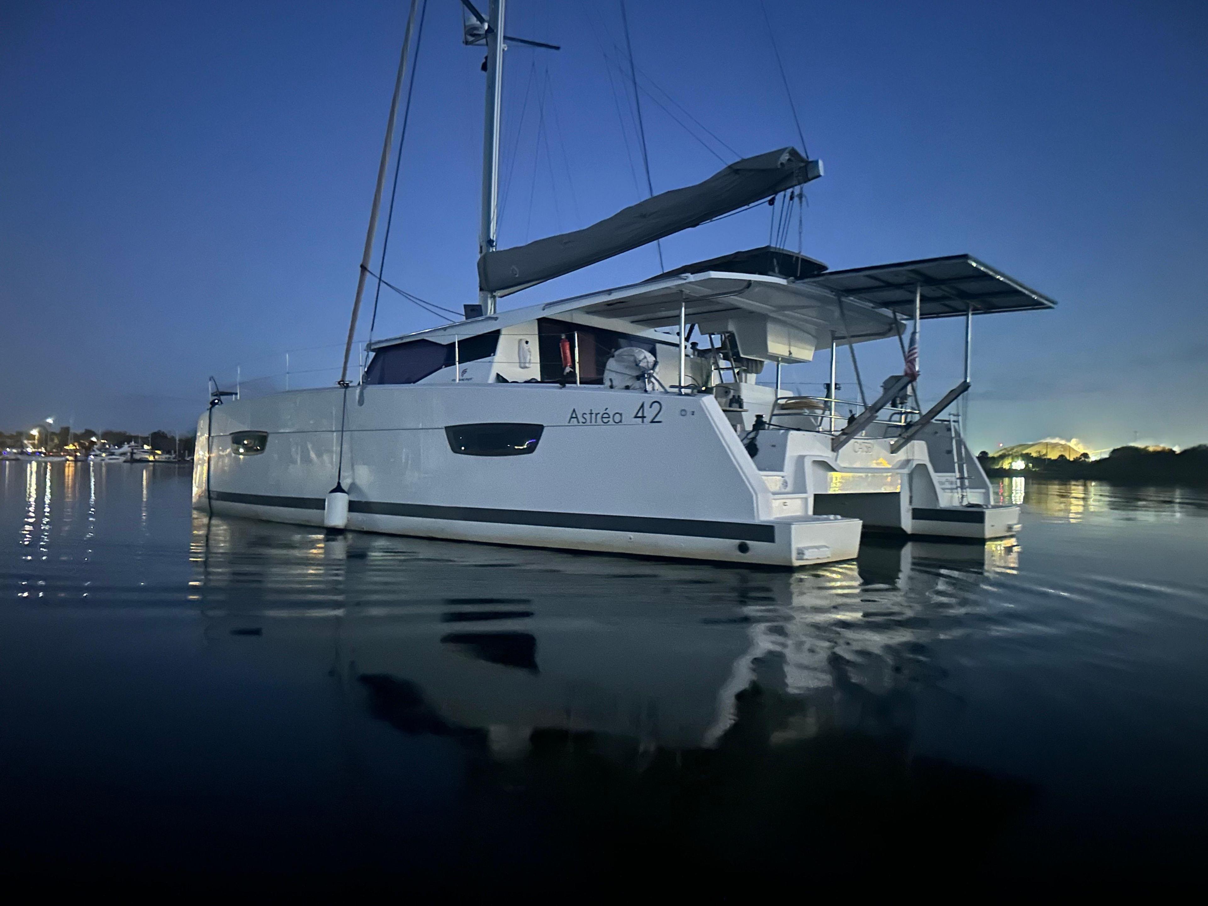 Fountaine Pajot Astrea 42