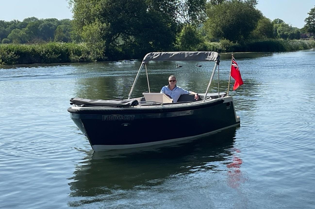 Markos Vesta 65