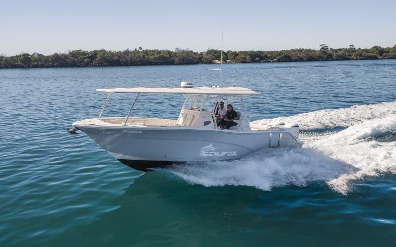 Sea Fox 328 Commander