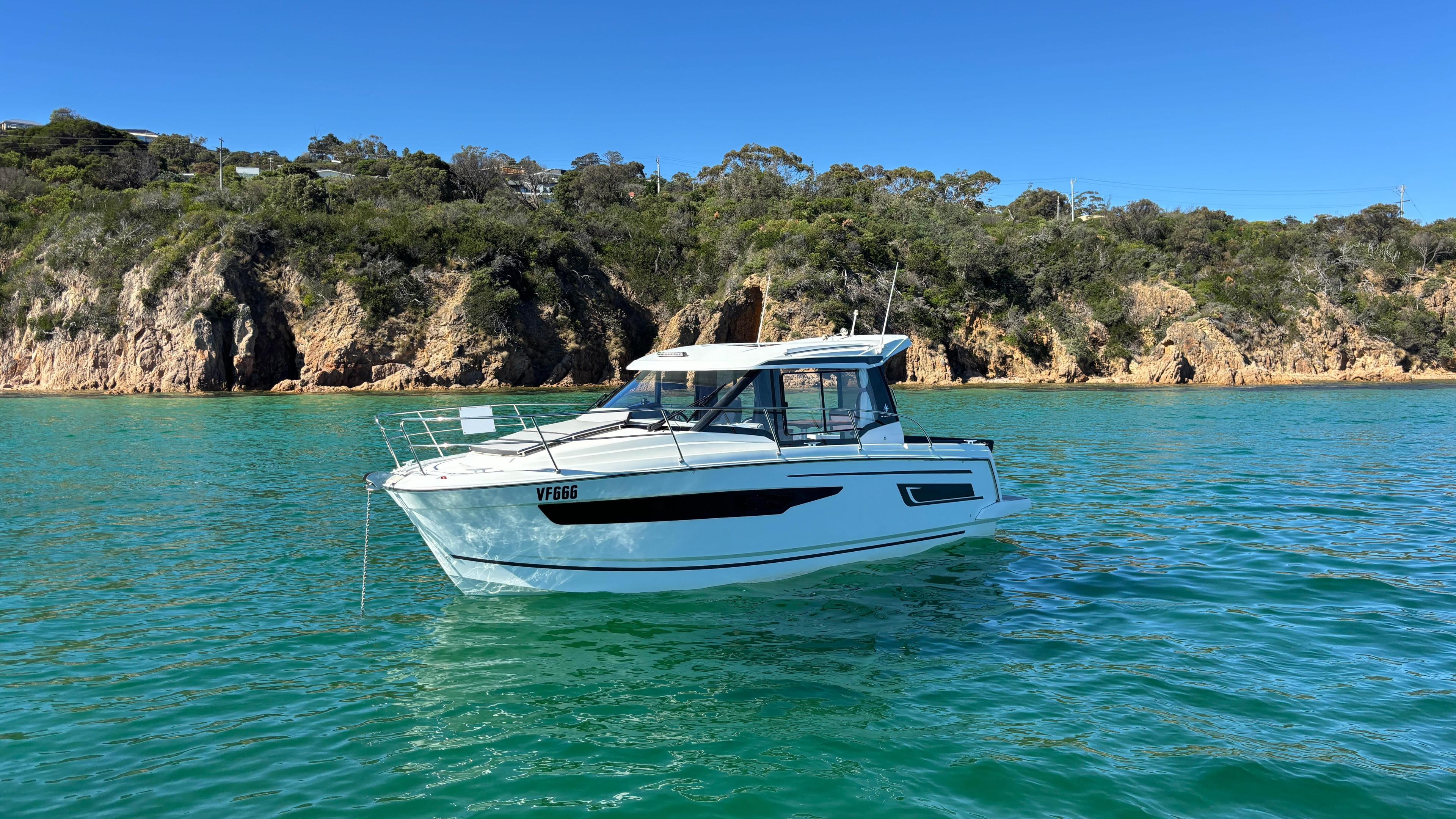 2020 Jeanneau Merry Fisher 895 for sale in Martha Cove