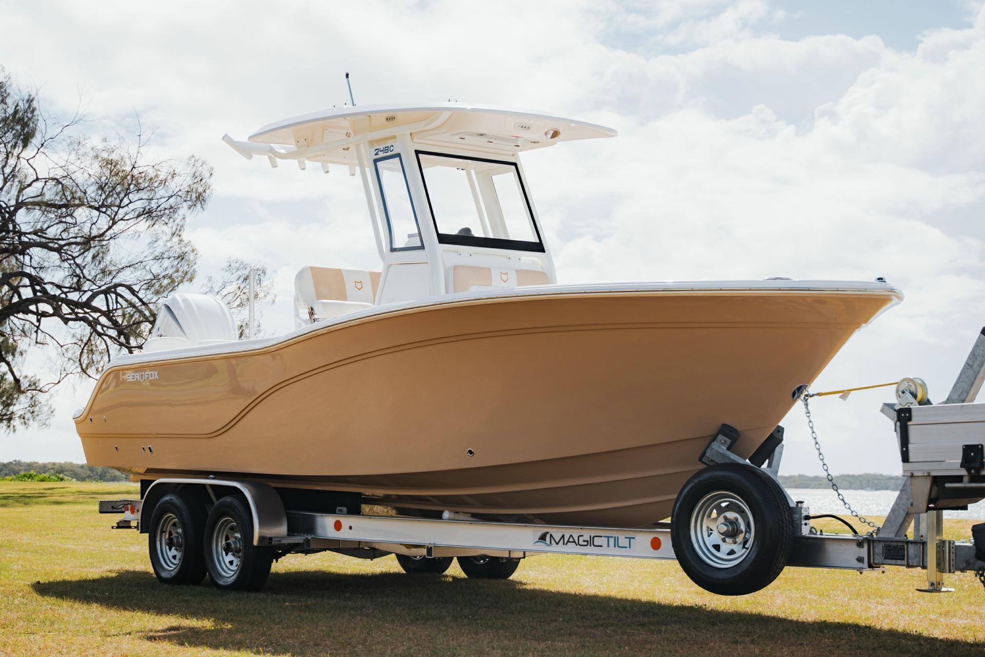 Sea Fox 248 Commander