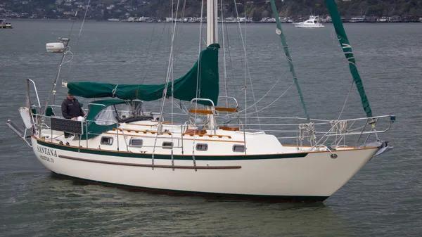 Pacific Seacraft 34