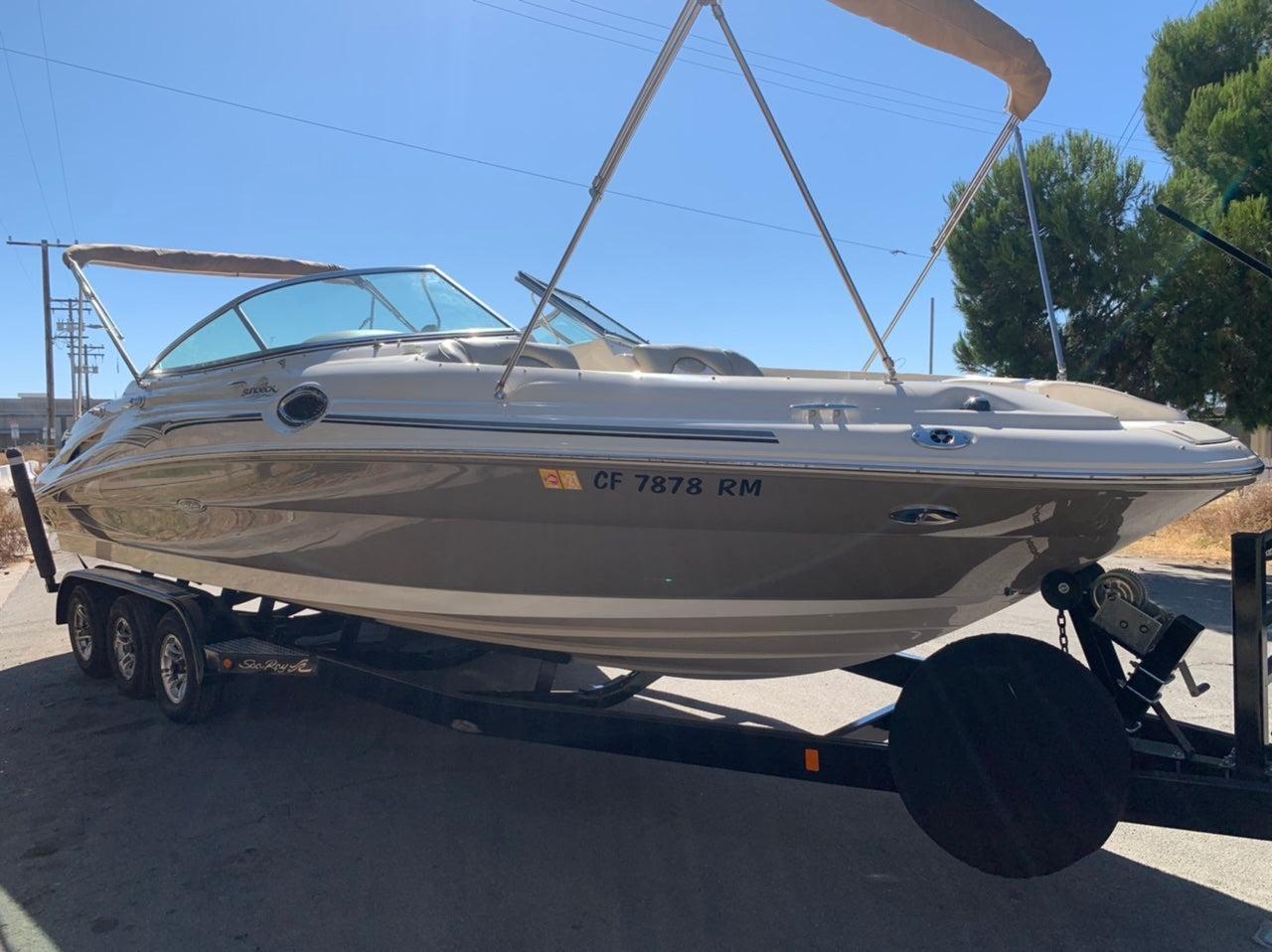 Sea Ray 270 Sundeck