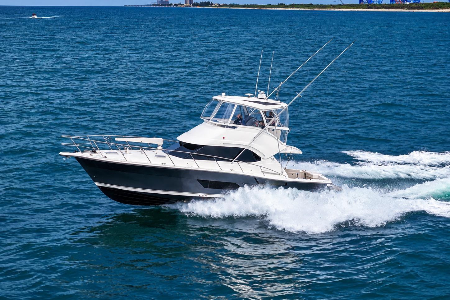 2011 Riviera 43ft Yacht for Sale in Fort Lauderdale, FL