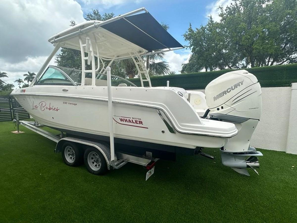 Boston Whaler Vantage 230 for sale