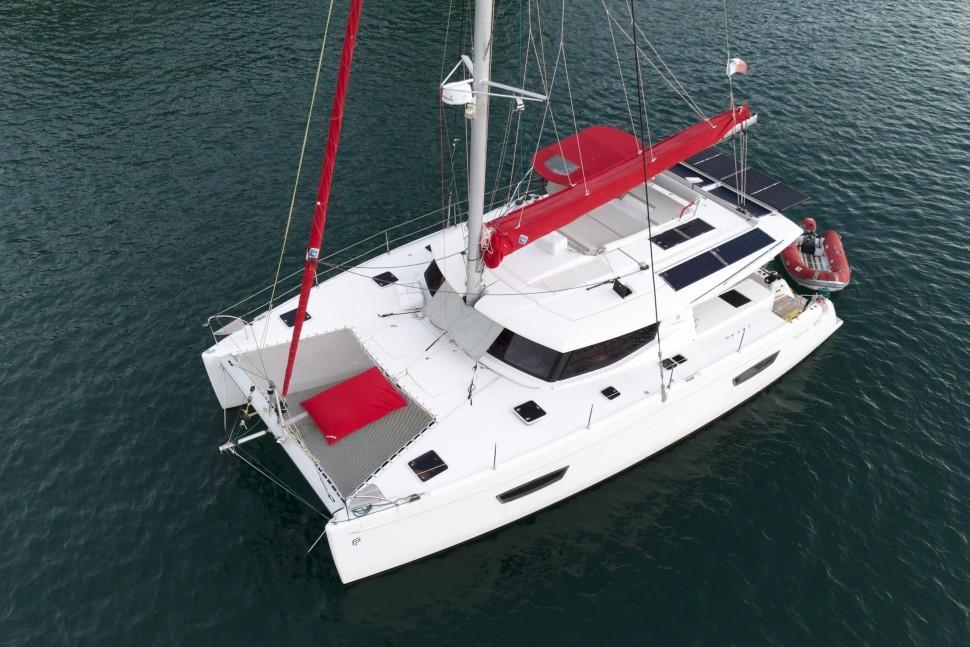 Fountaine Pajot Helia 44