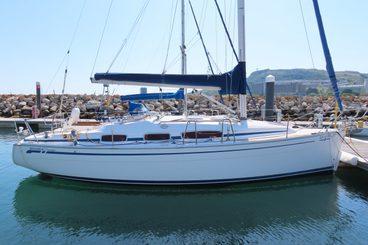 2007 Bavaria 31 Cruiser for sale in Portland Marina