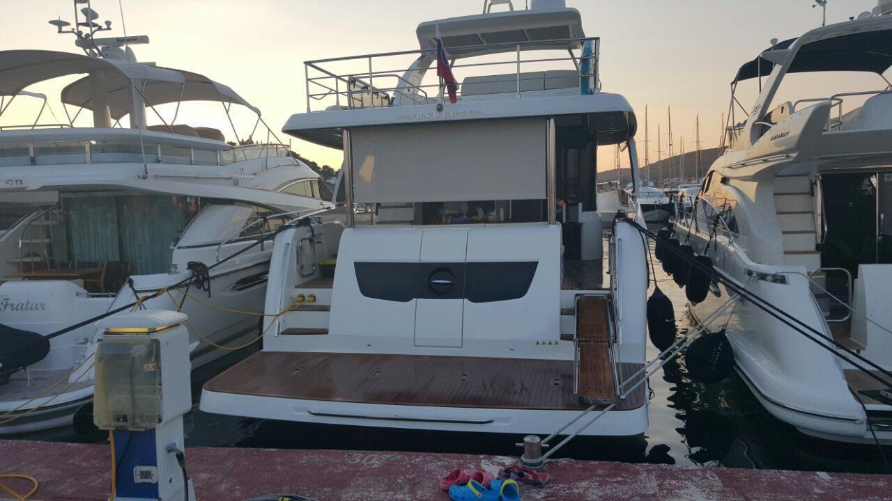 Photo 33