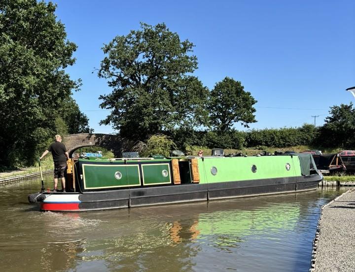 1986 Mike Heywood for sale in Springwood Haven Marina