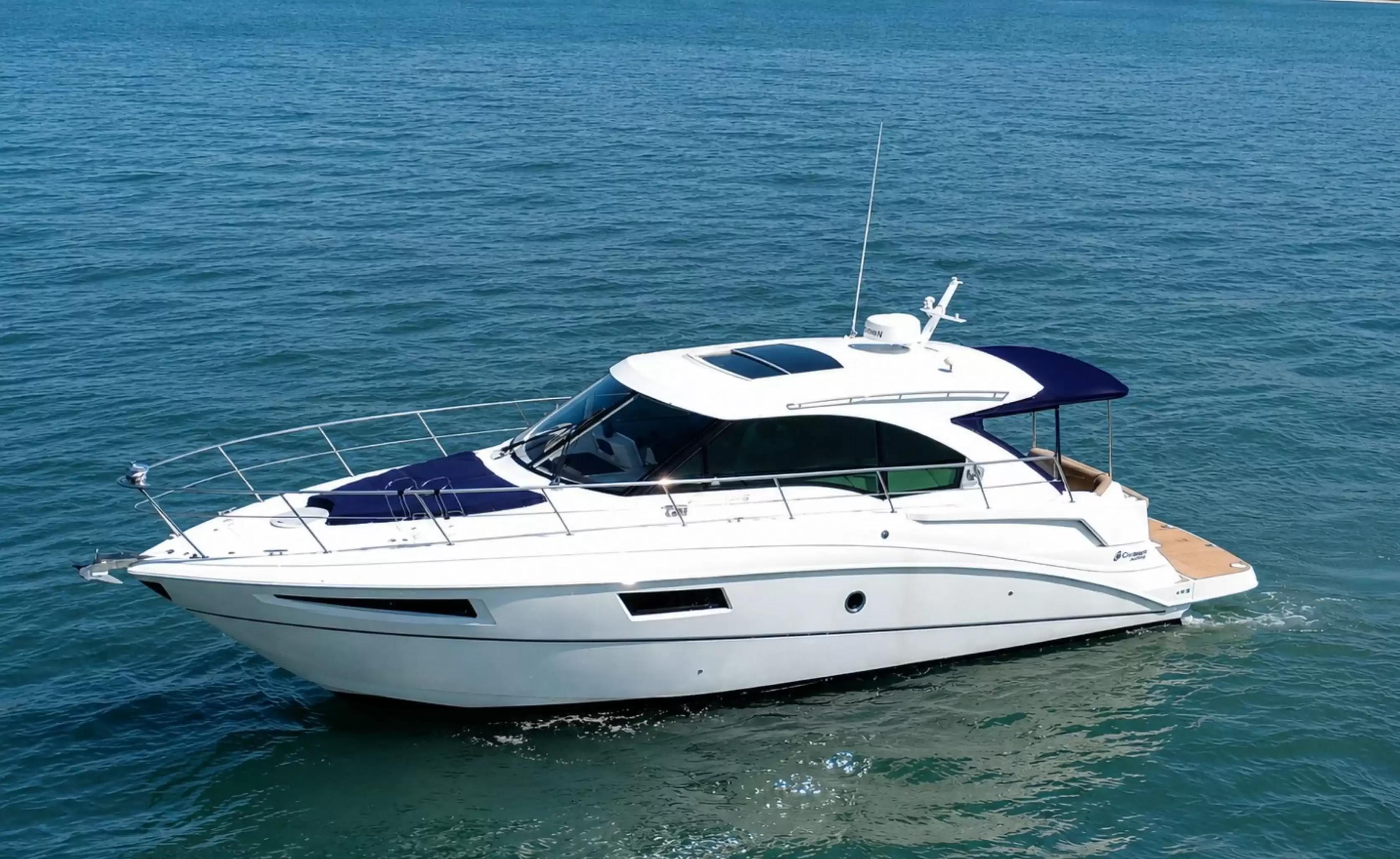 2014 Cruisers Yachts 41 Cantius for sale