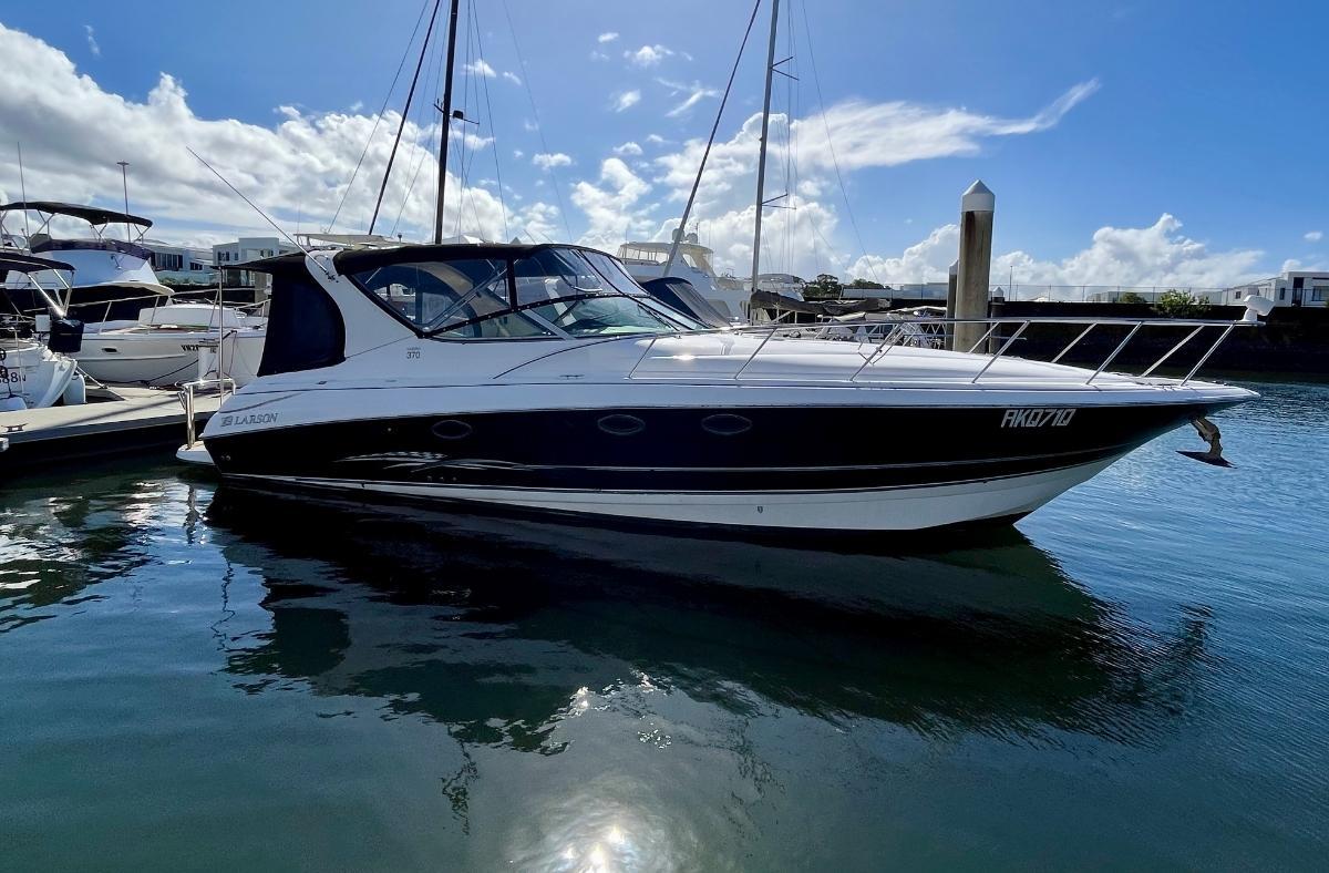 2008 Larson Cabrio 370 for sale in Gold Coast