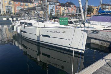 2018 Dufour 382GL for sale in Penarth Marina