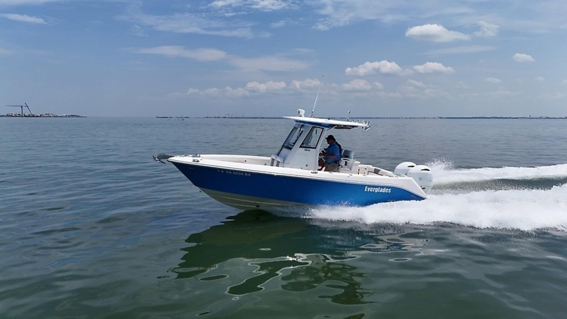 2014 Everglades 255 CC for sale in Hampton, Virginia