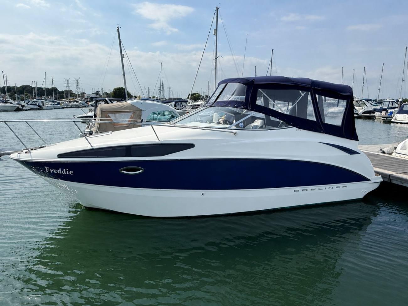 2005 Bayliner 265 for sale in Poole, Dorset, United Kingdom