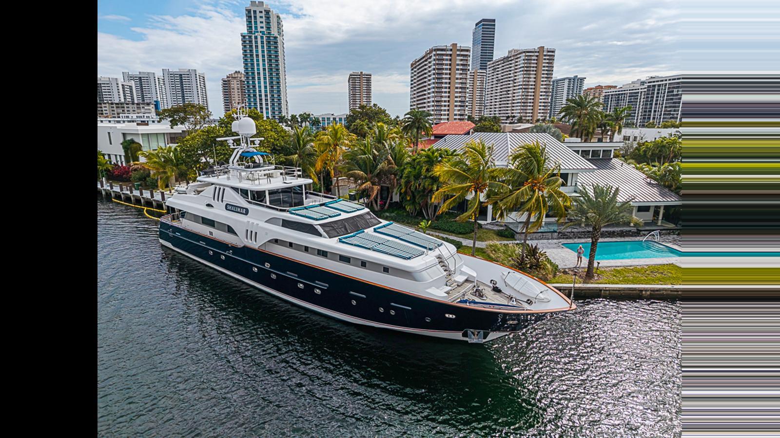Benetti Trideck