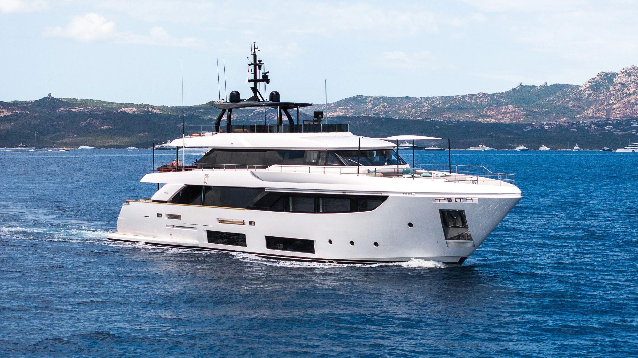 Custom Line Navetta 33 for sale