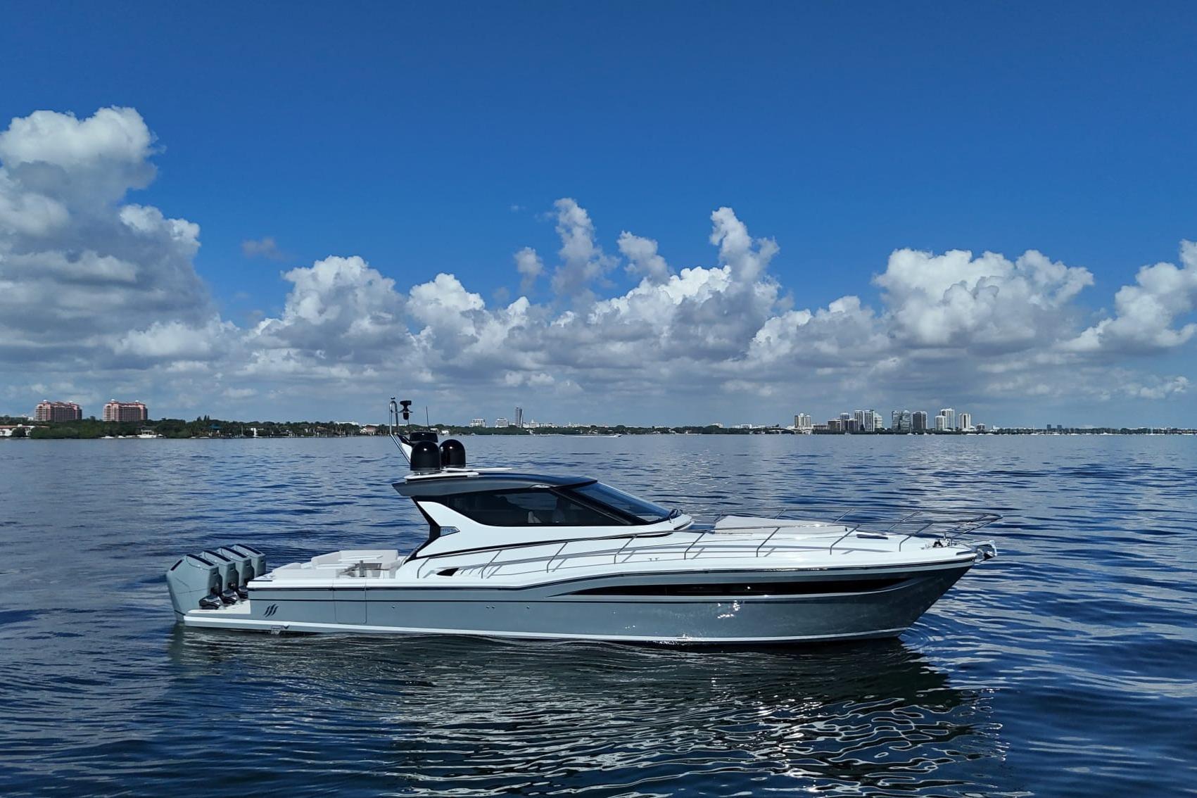 Uniesse Exuma HTC5p