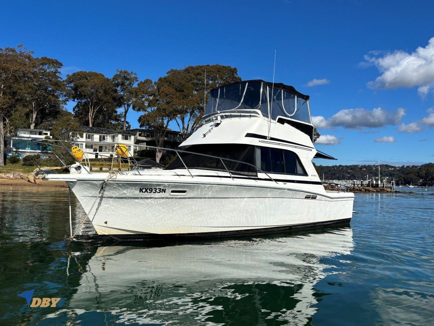 Riviera 3300 Flybridge