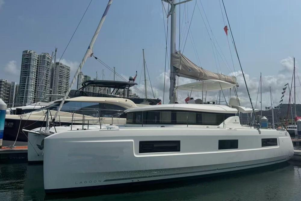 Lagoon 46