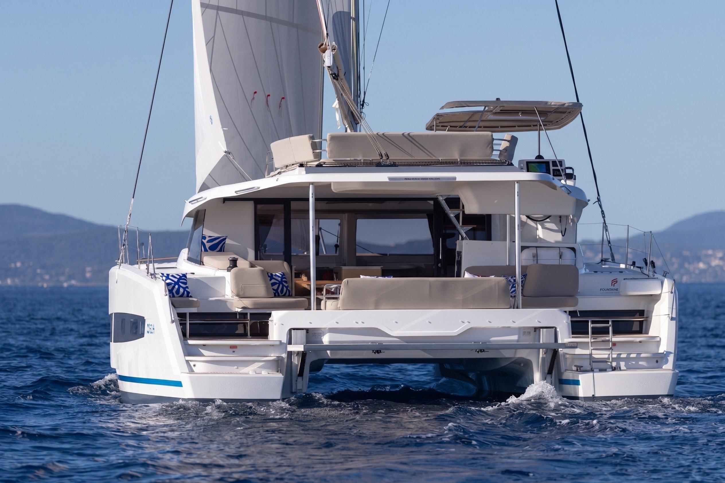 Fountaine Pajot FP44