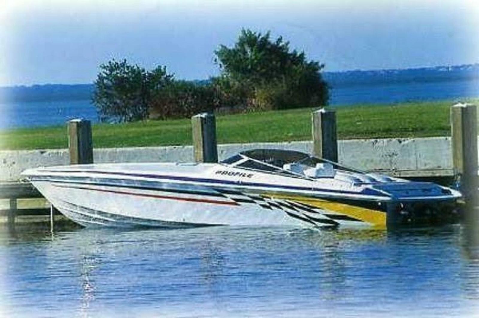 2002 Profile Boats 33 V for sale in Des Moines, Iowa, United States