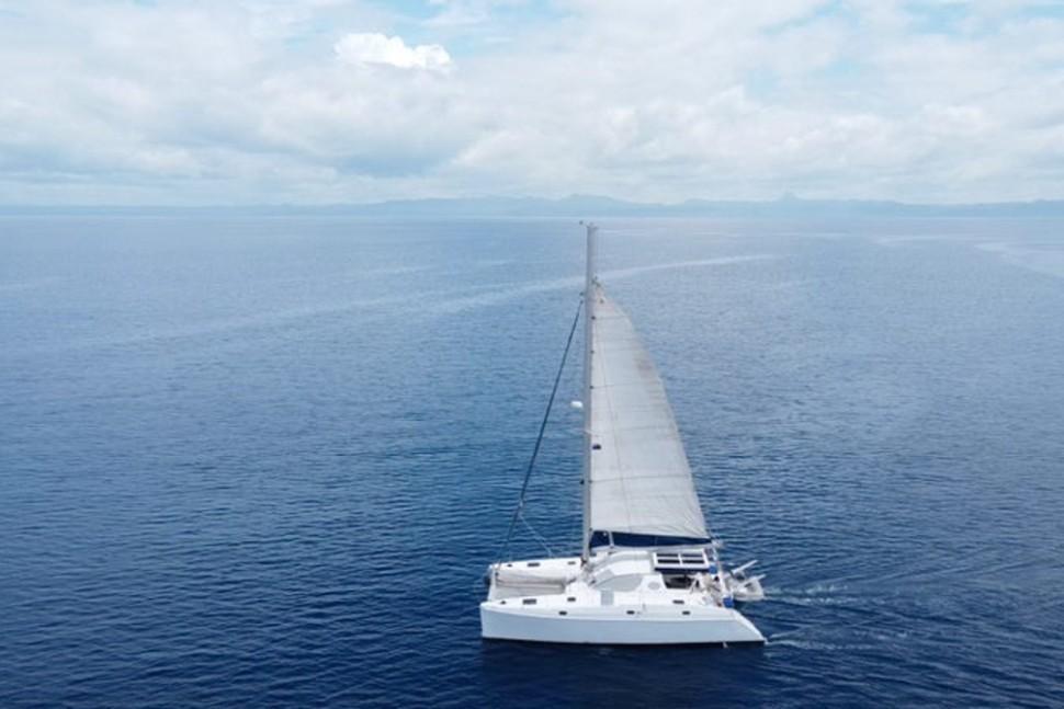 1994 Catana 411 for sale in Fiji