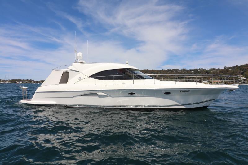 2008 Riviera 4700 SPORT YACHT for sale in Newport