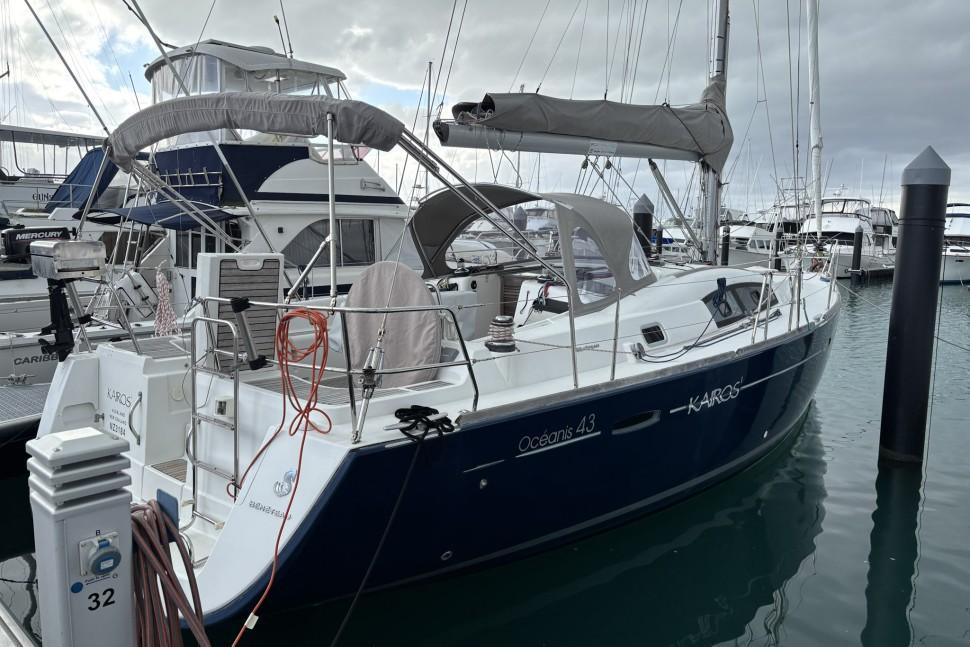 2008 Beneteau Oceanis 43 for sale in Tauranga, New Zealand