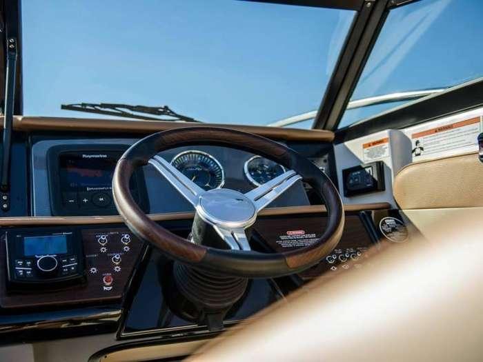 sea ray sun sport 230
